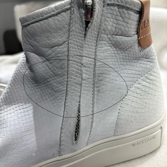 Blackstone Bootie - Picture 4 of 8